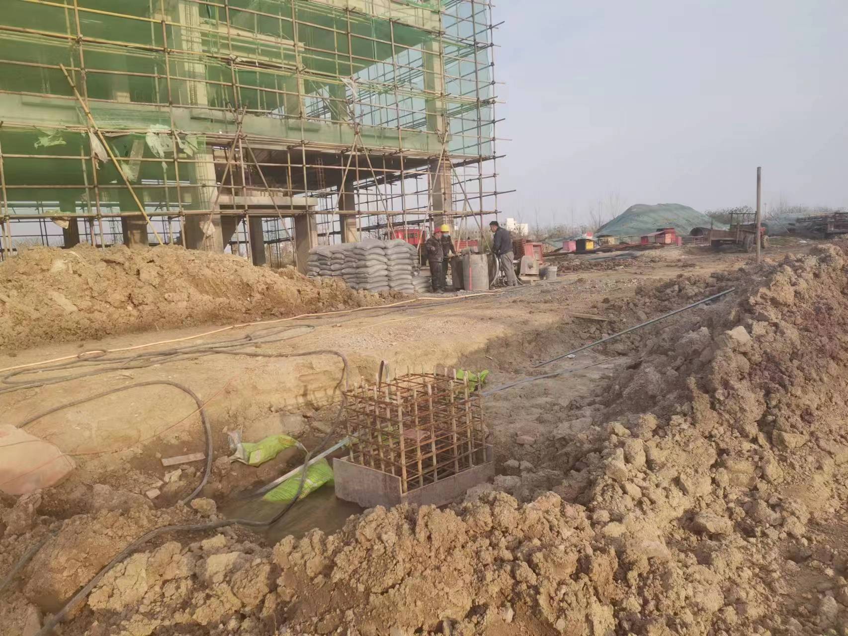 东莞生态园当桥梁出现裂缝的时候应该及时加固修补